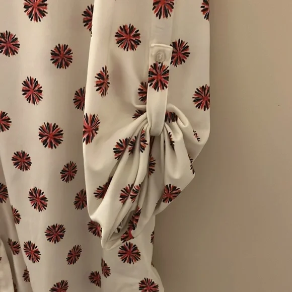 Lularoe Valentina knit button up shirt with button up sleeves size 2XL - Picture 3 of 4